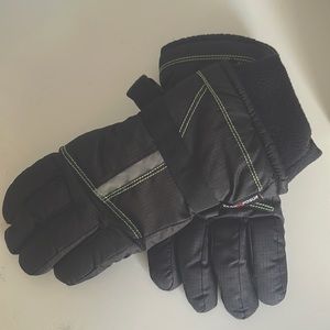 Ski gloves